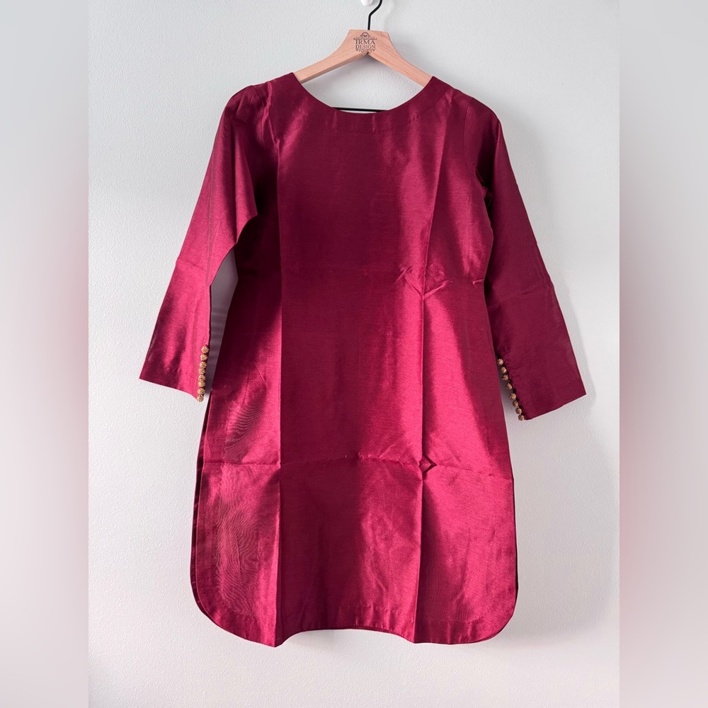 Elegant Maroon Kurta
